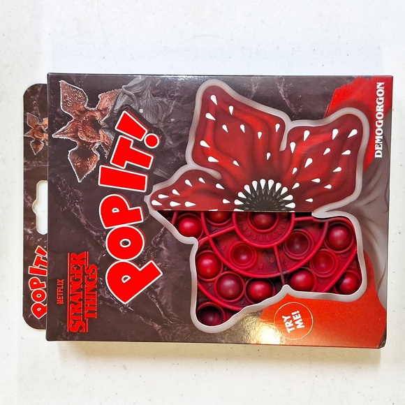 NEW! Set of 2 Stranger Things Netflix Pop It - Waffle & Demogorgon - Picture 2 of 8